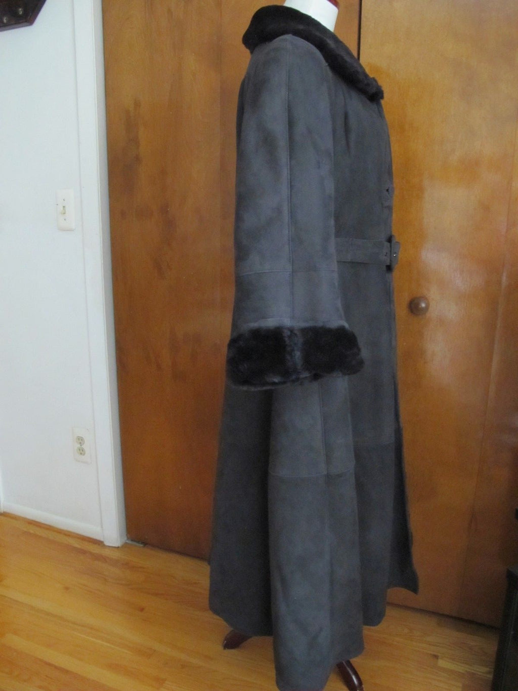 Womens Dark Black Shearling Sheepskin A Line Winter Coat Spain 10 Run Big US 14