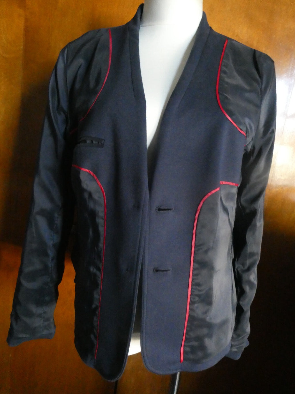 Talbots women’s navy 2 buttons gorgeous blazer Large
