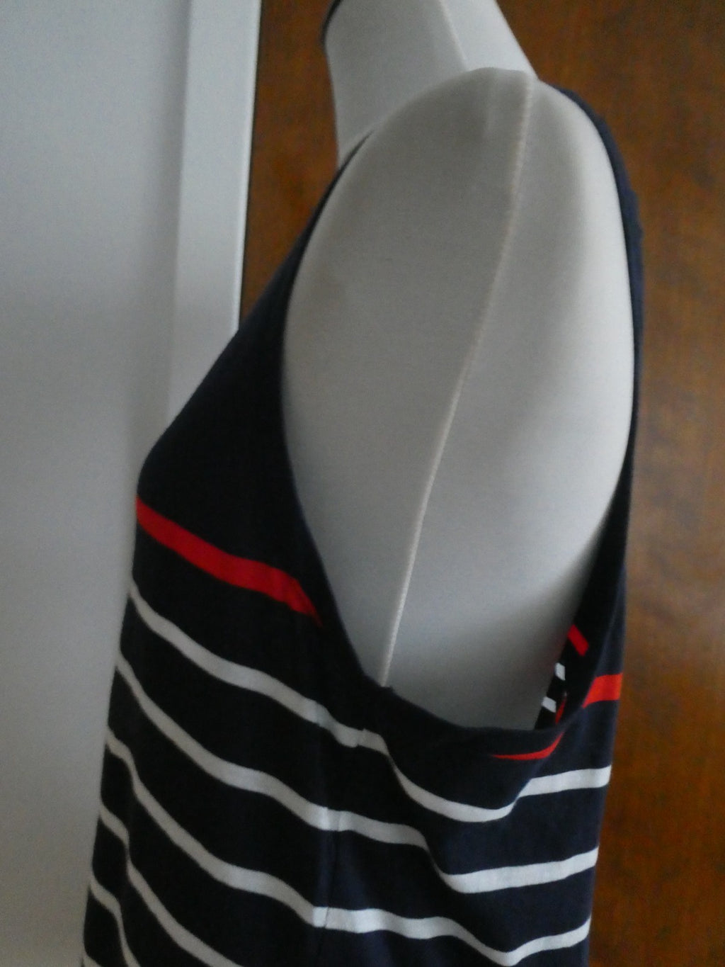 Gap Women’s Navy-Blue Striped Tank Top Red Stripe Sleeveless Cotton Large NWT
