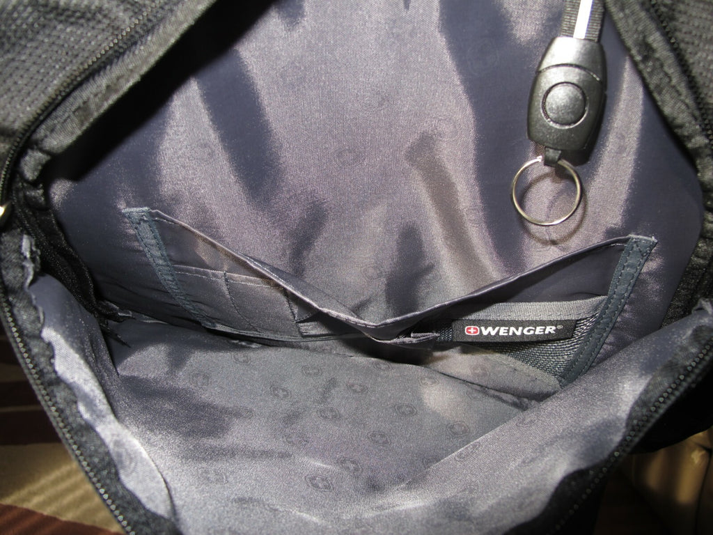 Wenger Swiss Army Laptop Computer Case Shoulder Bag Messenger Briefcase