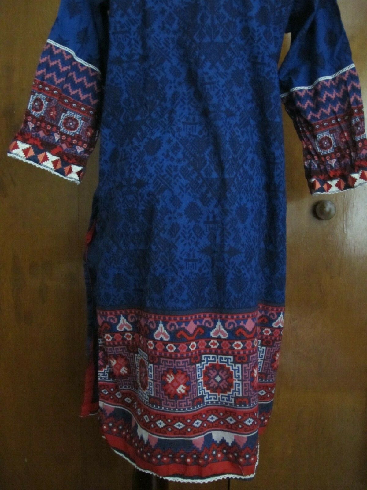 Lime Light Women’s Blue Embroidered  Cotton Tunic Top Or Swim Cover Medium