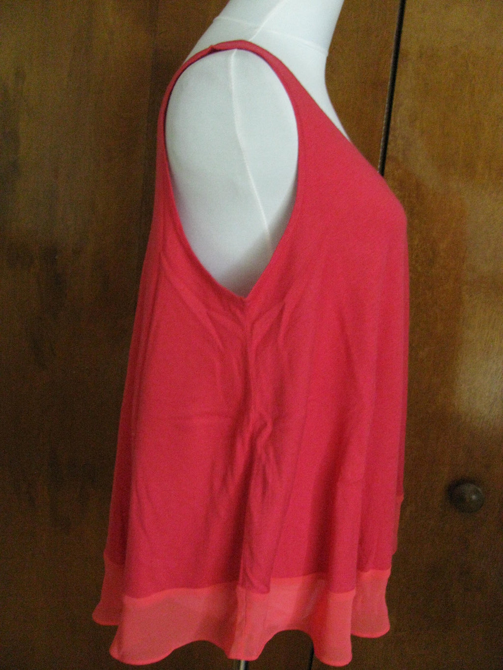Gap women's red  sleeveless tunick top Large 