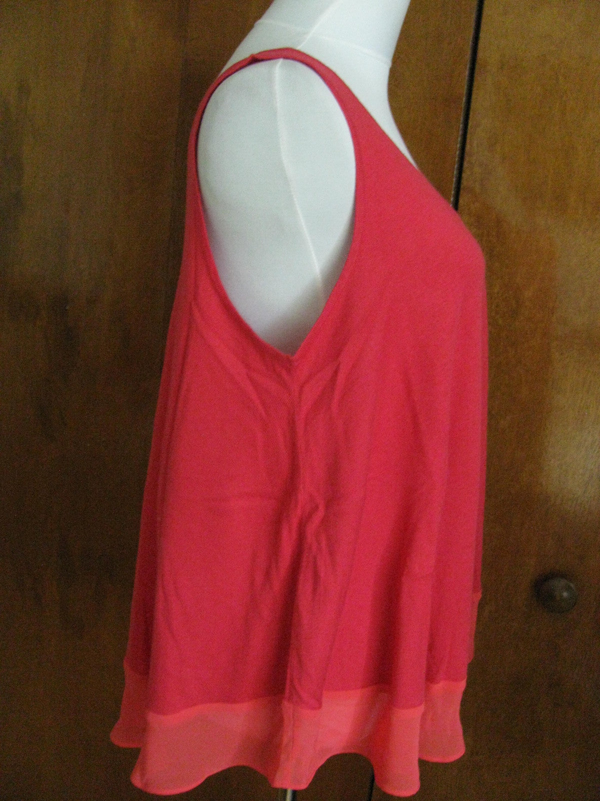 Gap women's red  sleeveless tunick top Large 