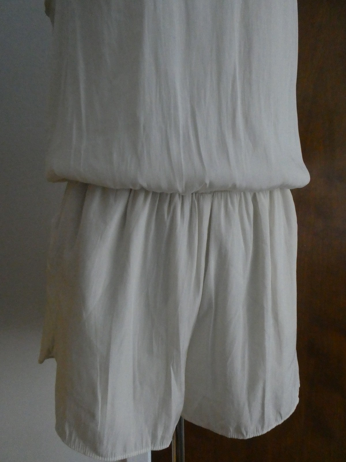 Gap Women's Ivory Sleeveless Romper Shorts Lined Size Large NWT Pull On