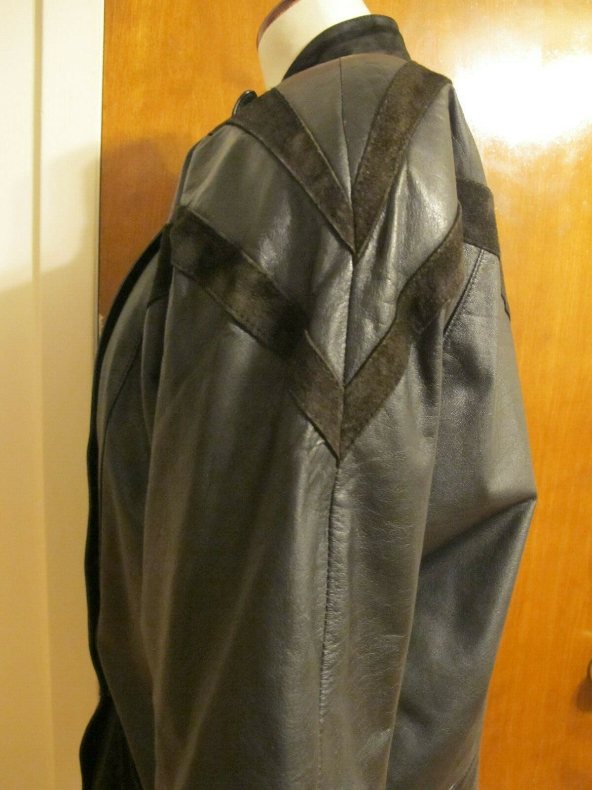 Pelle Cuir Women's Black Real Genuine Leather Detailed Jacket Coat Size Small