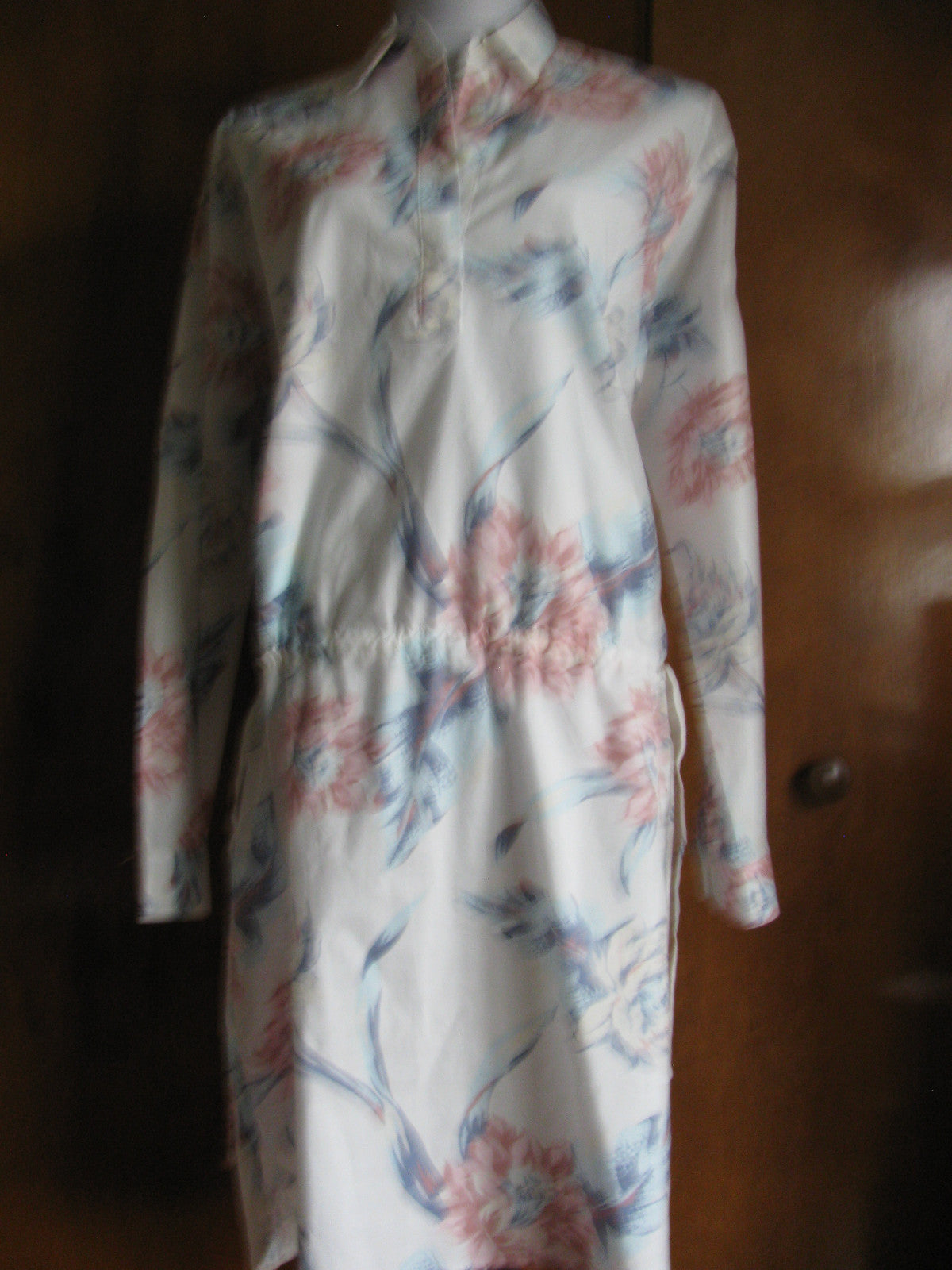 Gap women’s White Flower Long Sleeves Dress New
