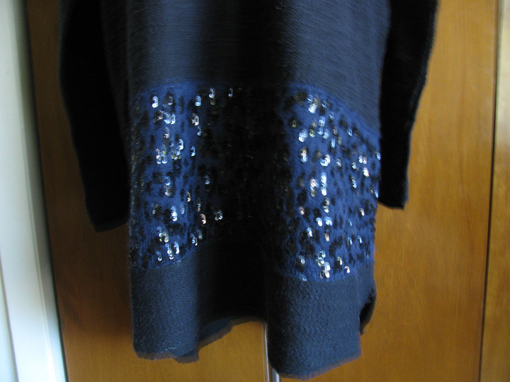 Free People women's navy long embellished long sleeves sweater size medium New