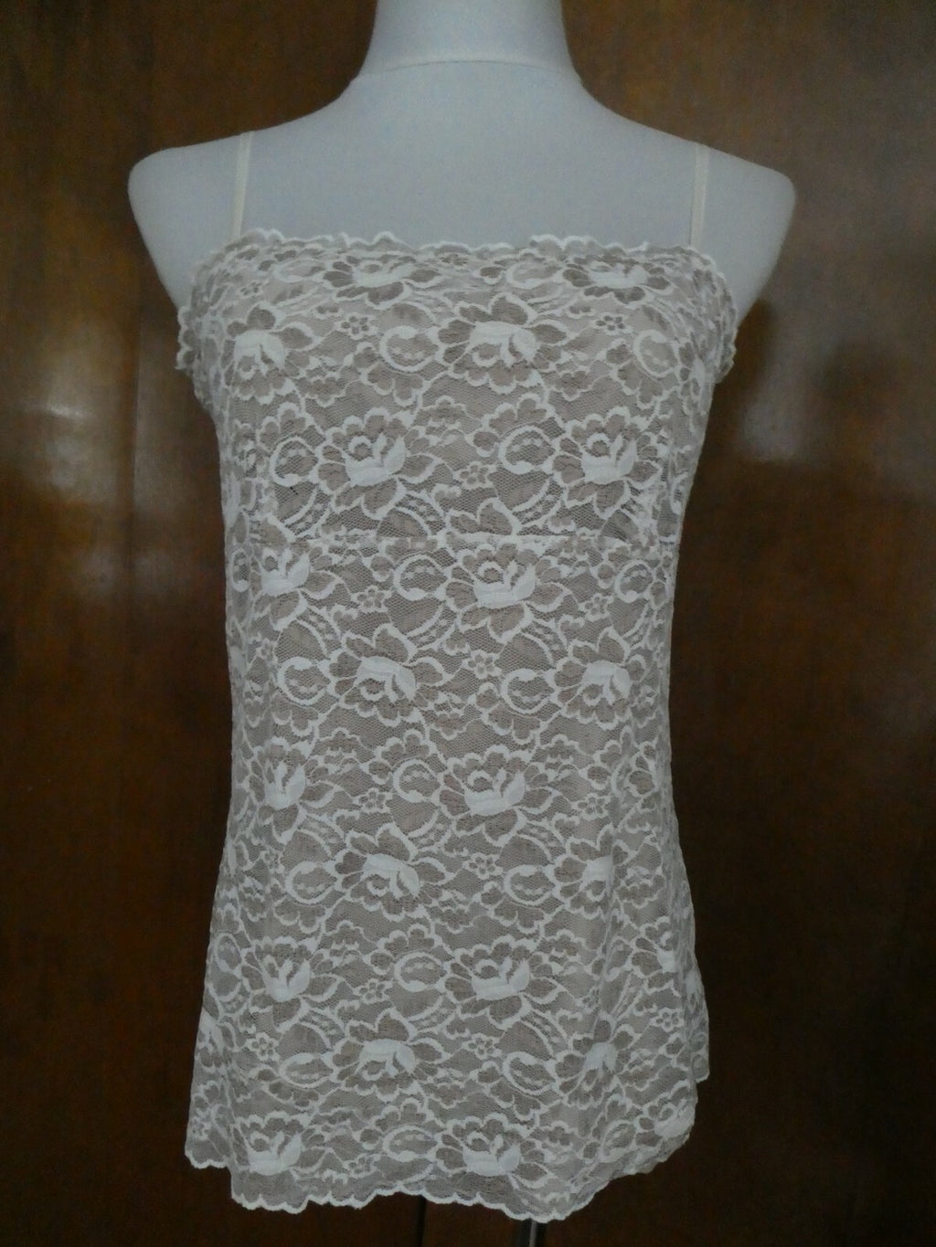 New York & Company Women’s Beige Detailed Tank Top Large