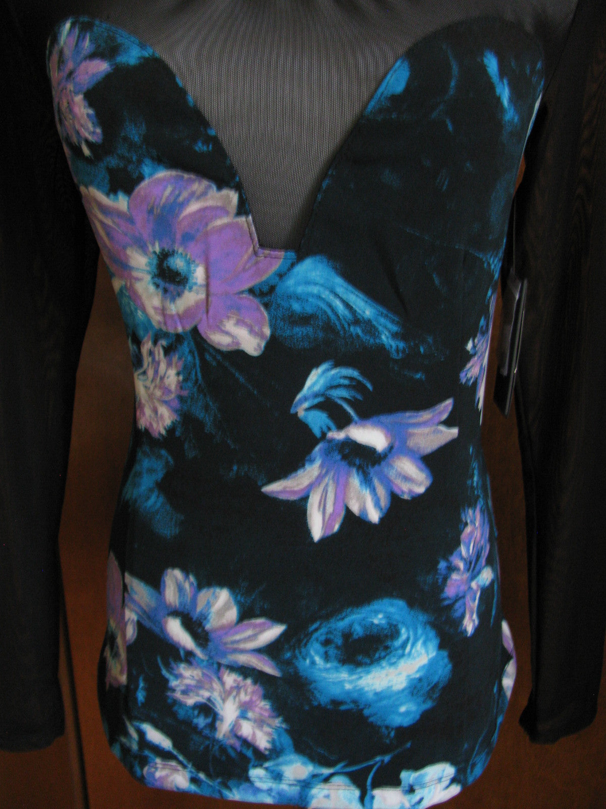 Guess women's black long sleeve mesh evening sweetheart top sz medium NWT