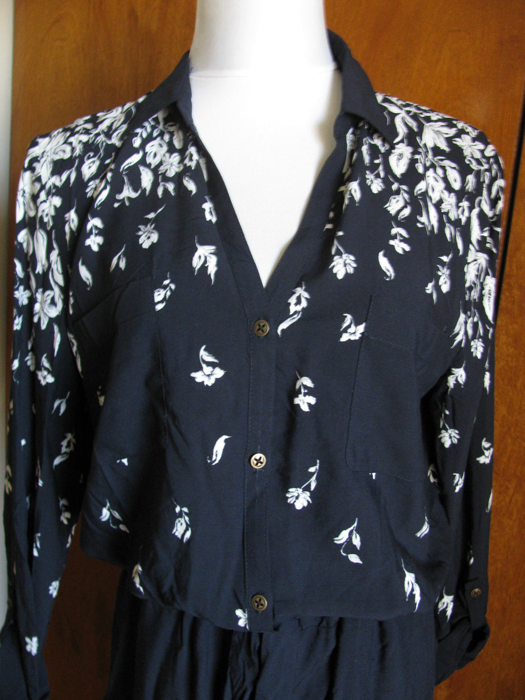 Anthropologie Lilka Women’s Floral Printed Jumpsuit Long Sleeve 