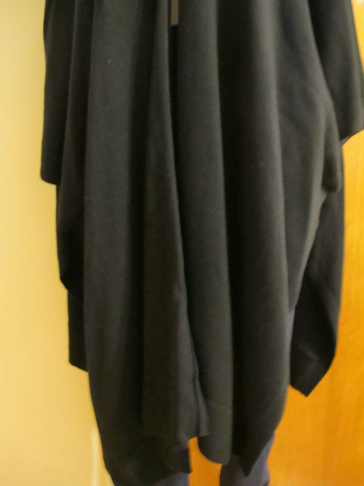 Lululemon women’s black athletic free to coast wrap cardigan OS