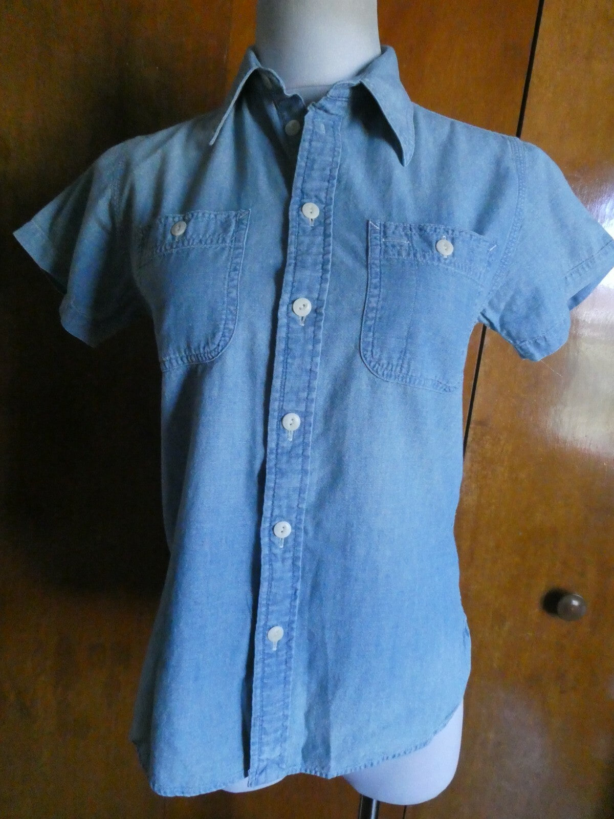 POLO Ralph Lauren Women’s Blue Button-Down Shirt Size 2