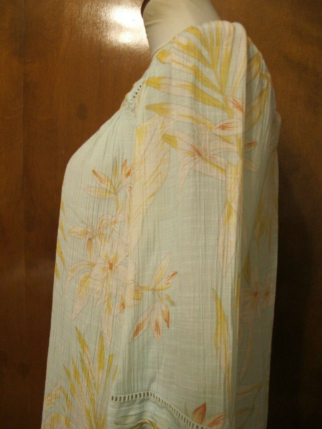 LC Lauren Conrad Women Blue Pink Floral Long Sleeve Top Blouse Pre Owned Medium