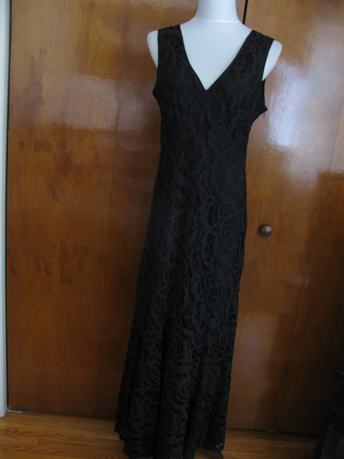 Impulse women's black fabric crafted lined evening dress Large 