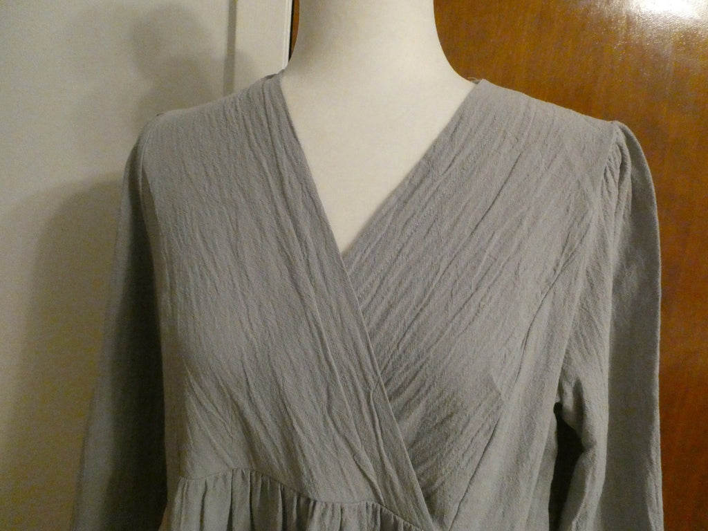 Gray Textured Shift Dress XL Fits L V-Neck Empire Waist Pockets Casual Macy's