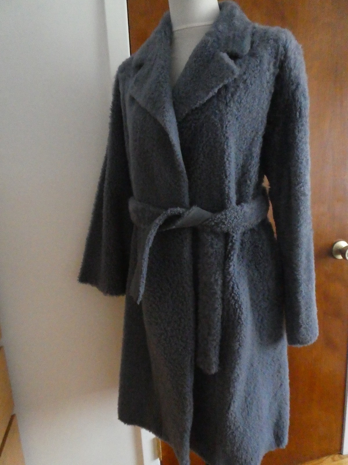 Theory Robe Coat Metal Blue Shearling Lamb Fur Teddy Coat M $2895 Made In Turkey