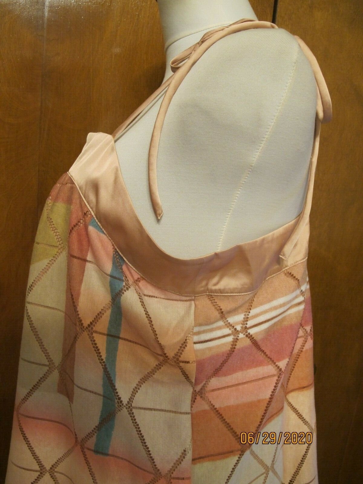 Anthropologie Akemi+ Kin women's lined multi color thank top.