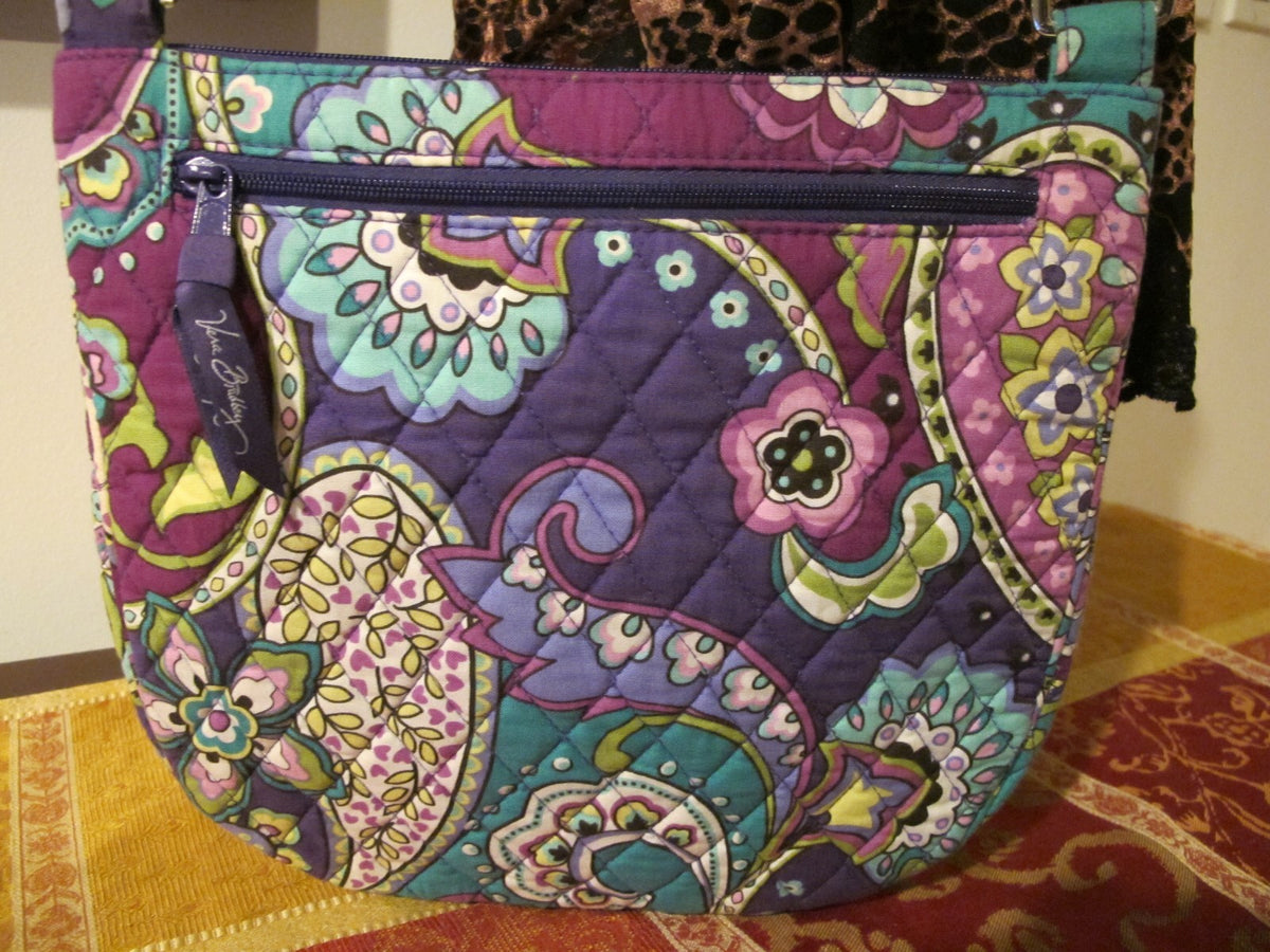 Vera Bradley Women's Multi Color Purple Shoulder Crossbody Quilted Zippered Bag