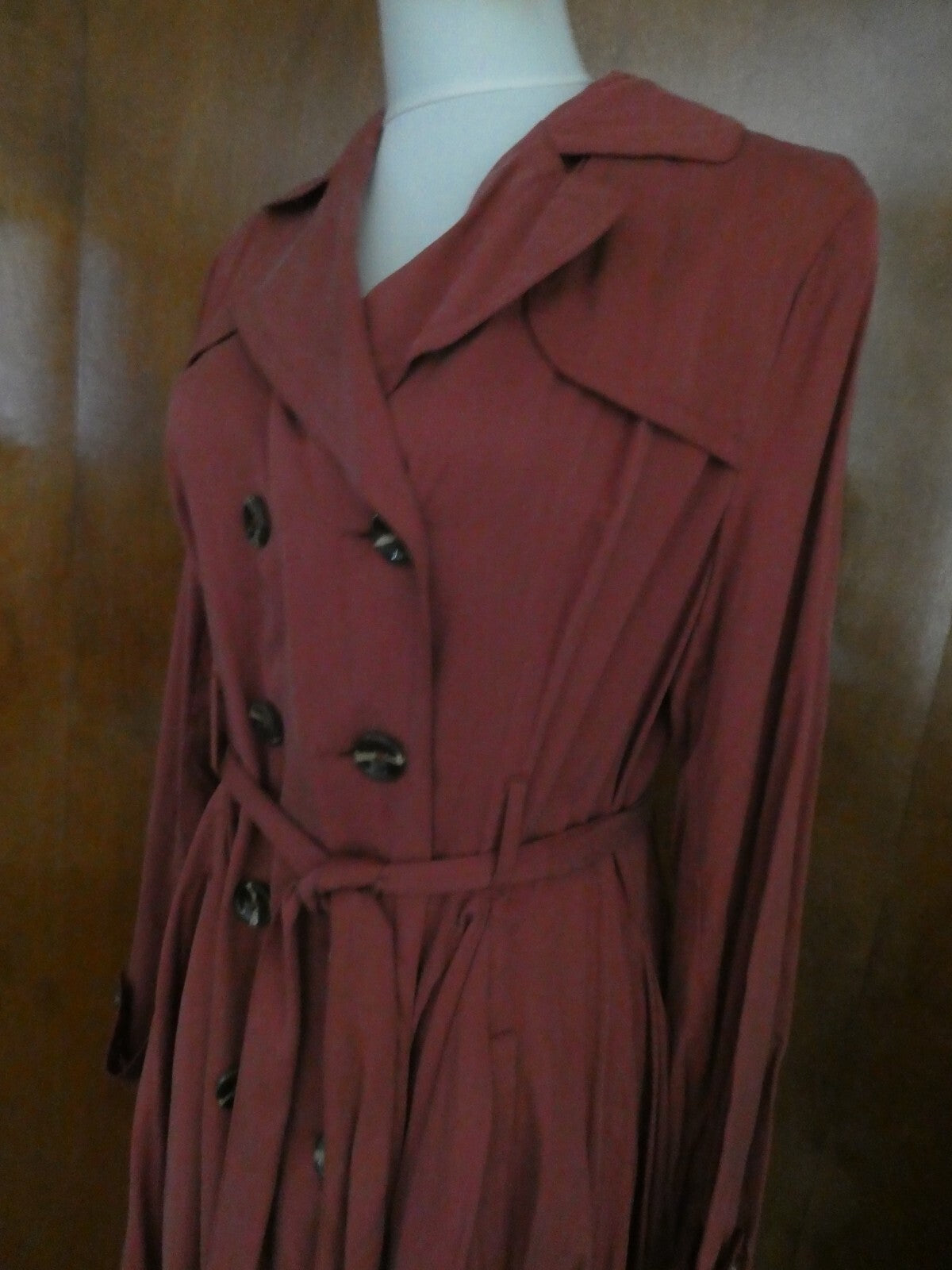 Anthropologie dRA Los Angeles Wine/Bord Trench Coat Size Large