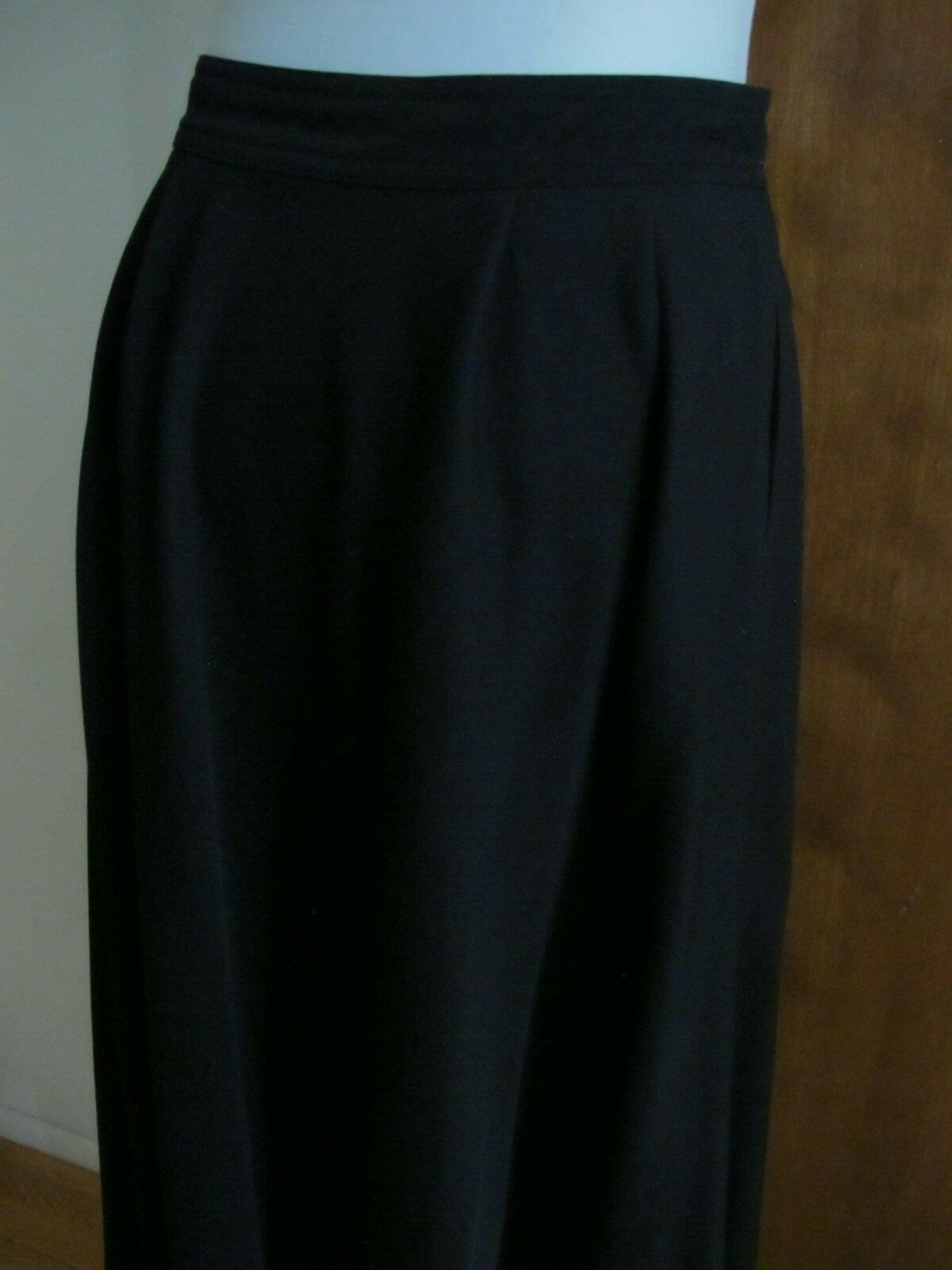 Rafaella woman's black A Line long skirt size 10 (fits size 8)