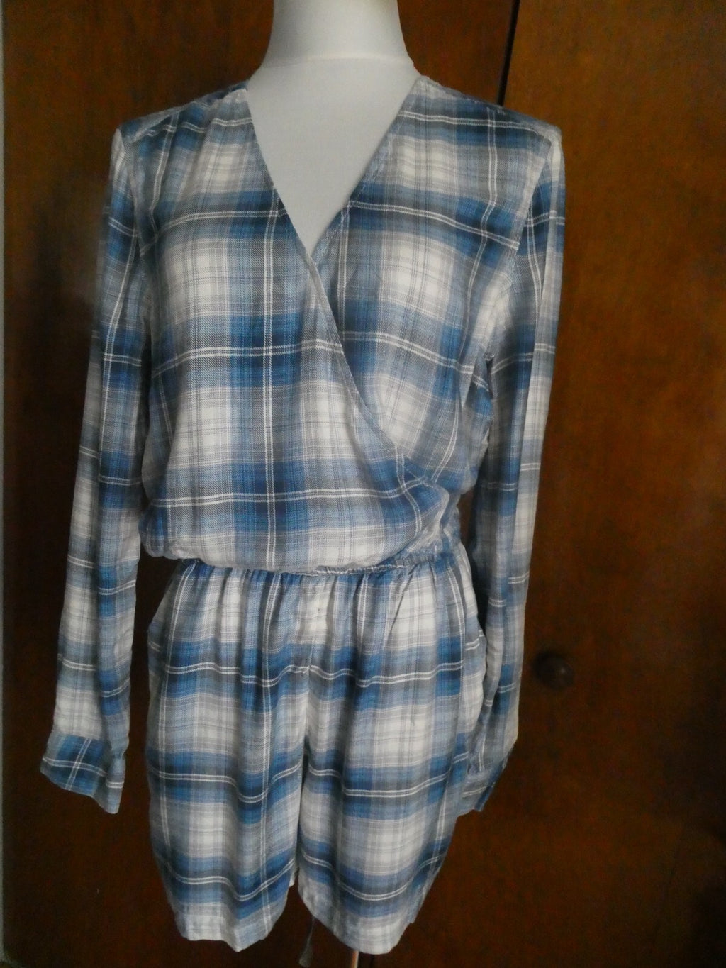 Gap Women’s Long Sleeve Blue Plaid Flannel Romper Wrap Front 