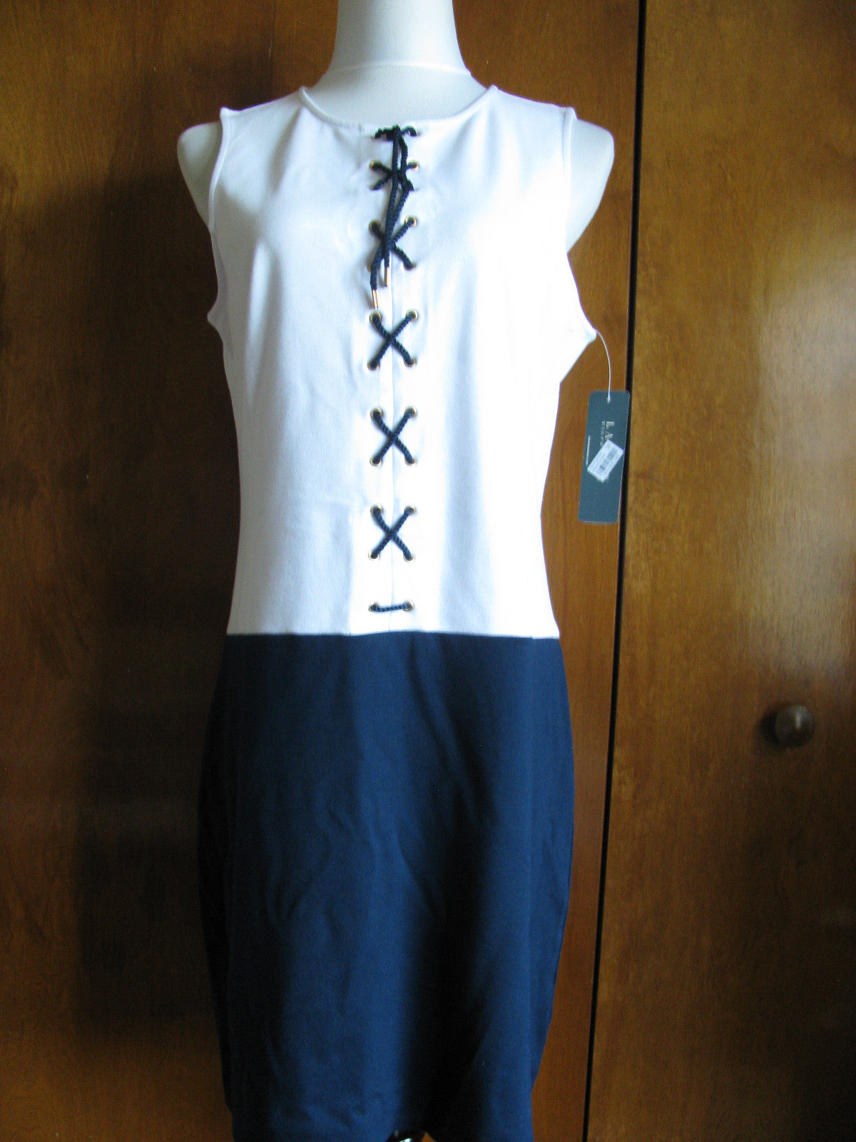 Ralph Lauren Women’s White Navy Stylish Sweater Dress New 