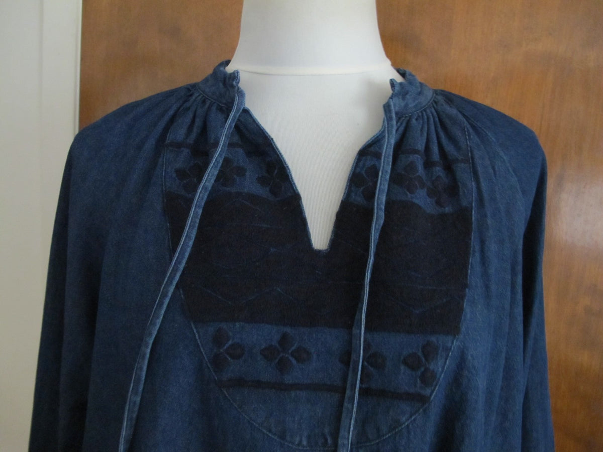 Anthropologie women's denim blue detailed embroidered A-line tunic top  New