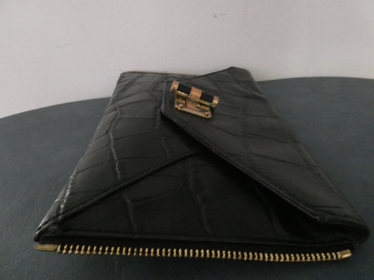 Vintage Diane Von Furstenberg Black Leather Clutch 8 card slots Gold Turn Lock