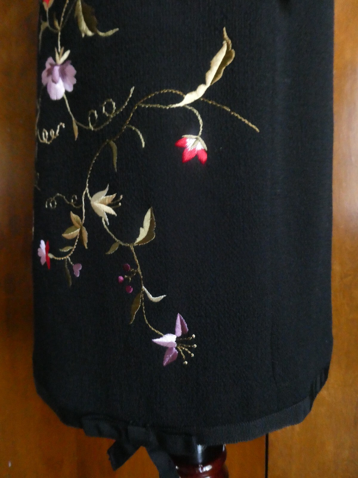 Rickie Freeman for Teri Join women's black embroidered wool lined skirt size 10 