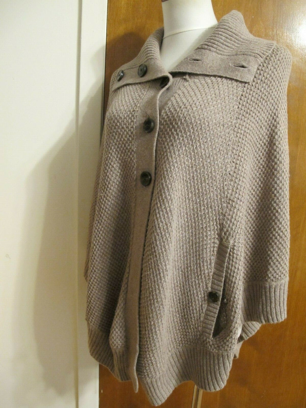 Gap Poncho  Women's Beige With Pockets Medium
