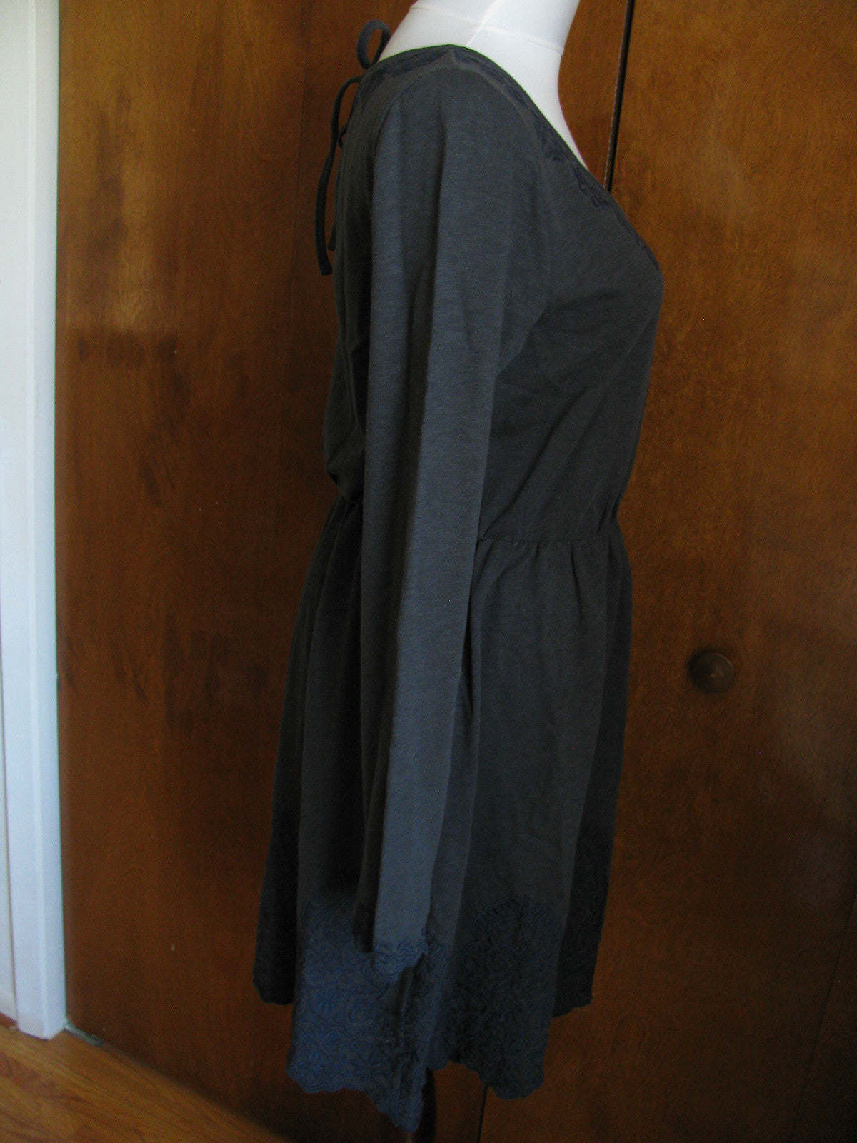 Anthropologie women's dark gray cotton embroidered dress Size XS, M, S