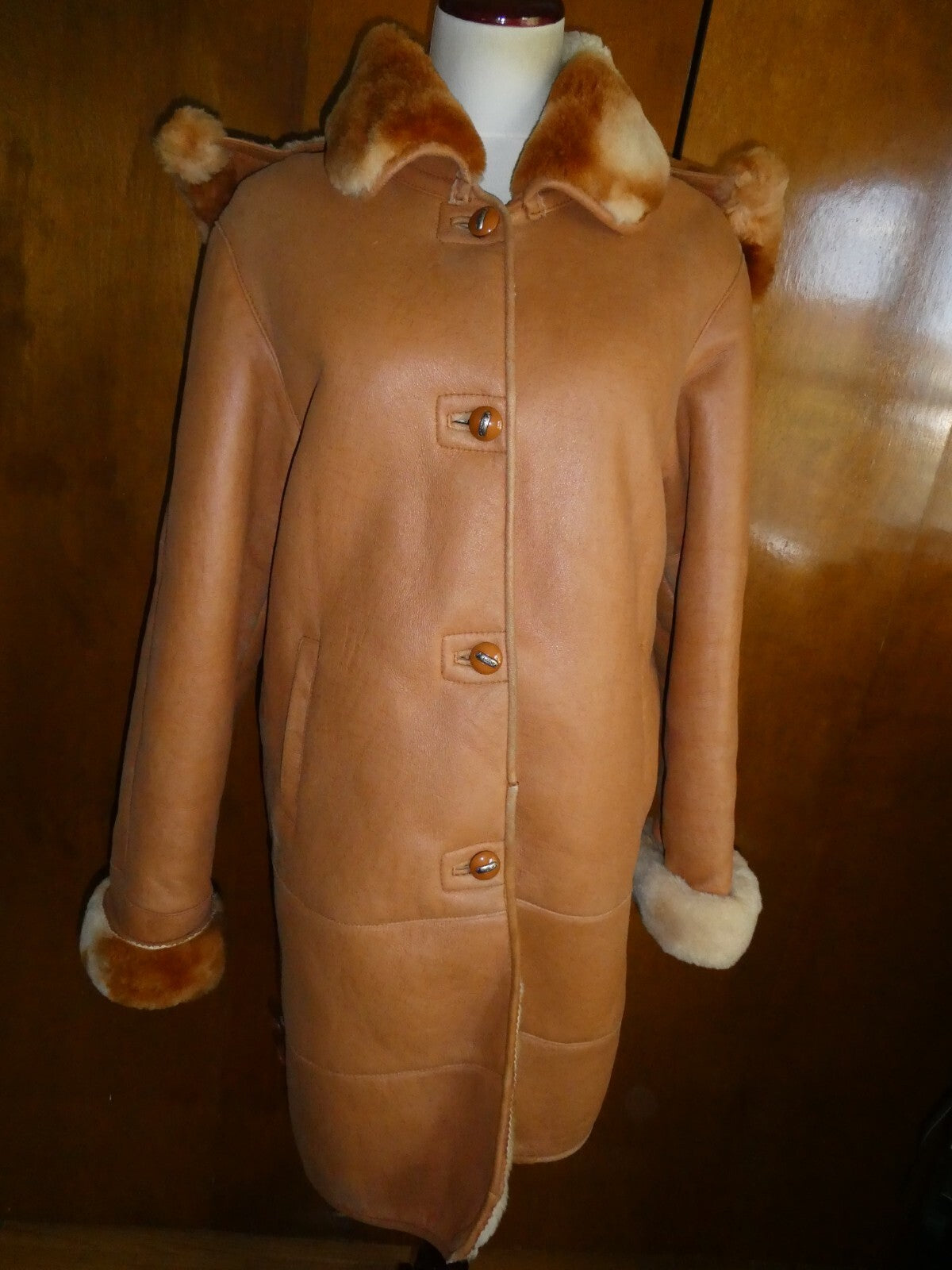 Song Wang women’s copper synthetic leather w/faux fur lining coat/jacket Medium