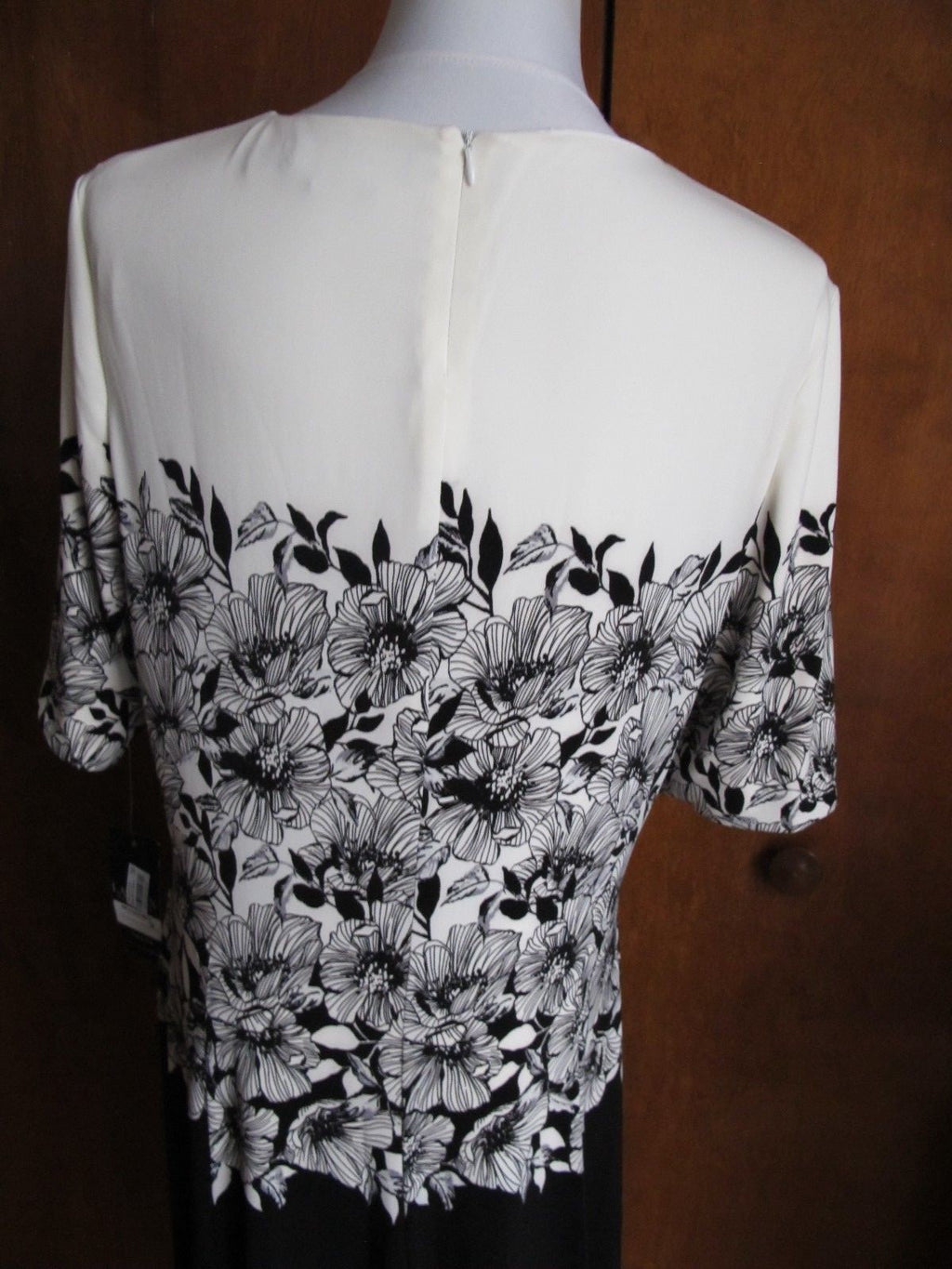 Ralph Lauren women’s  A-Line black white lined NWT dress size 16