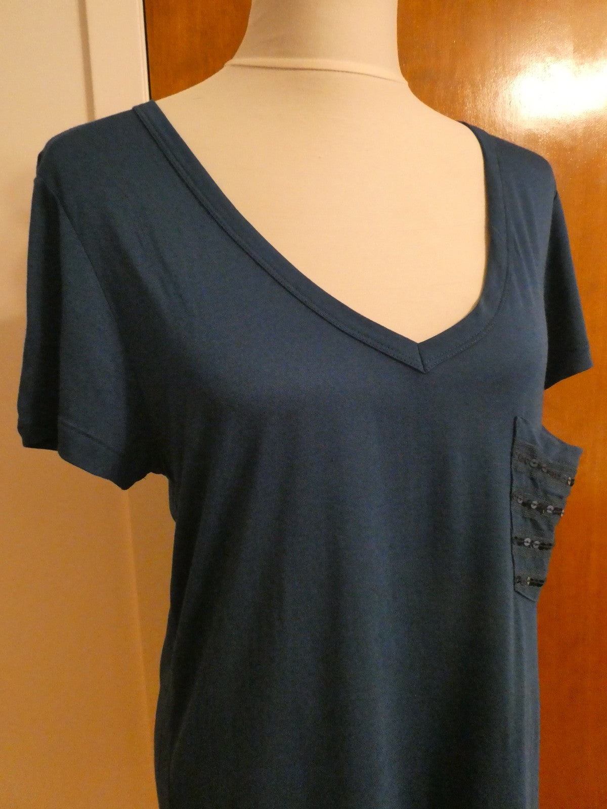 GAP Women's Top Size Large Navy Blue Sequined Pocket Short Sleeve 100% Rayon NWT