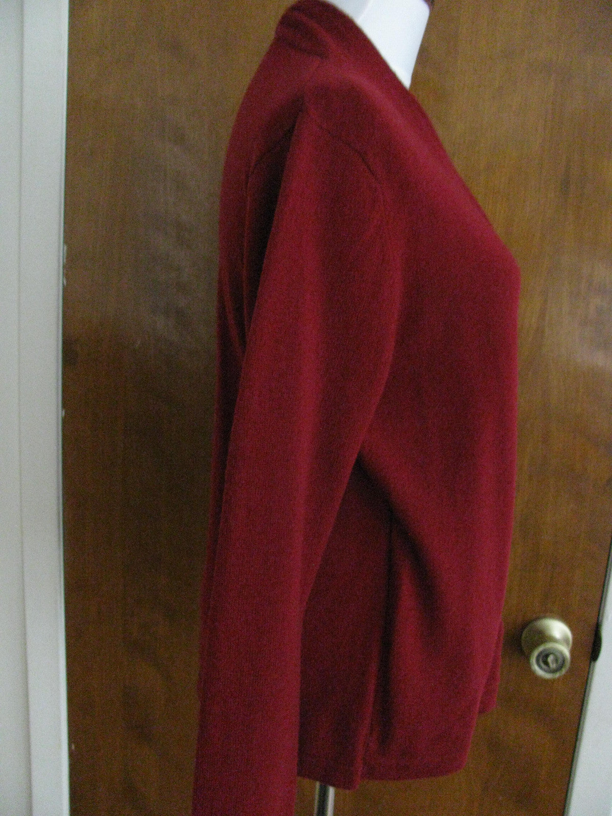 Chelsea &Theodore Womens Cashmere Classic Wine Sweater New