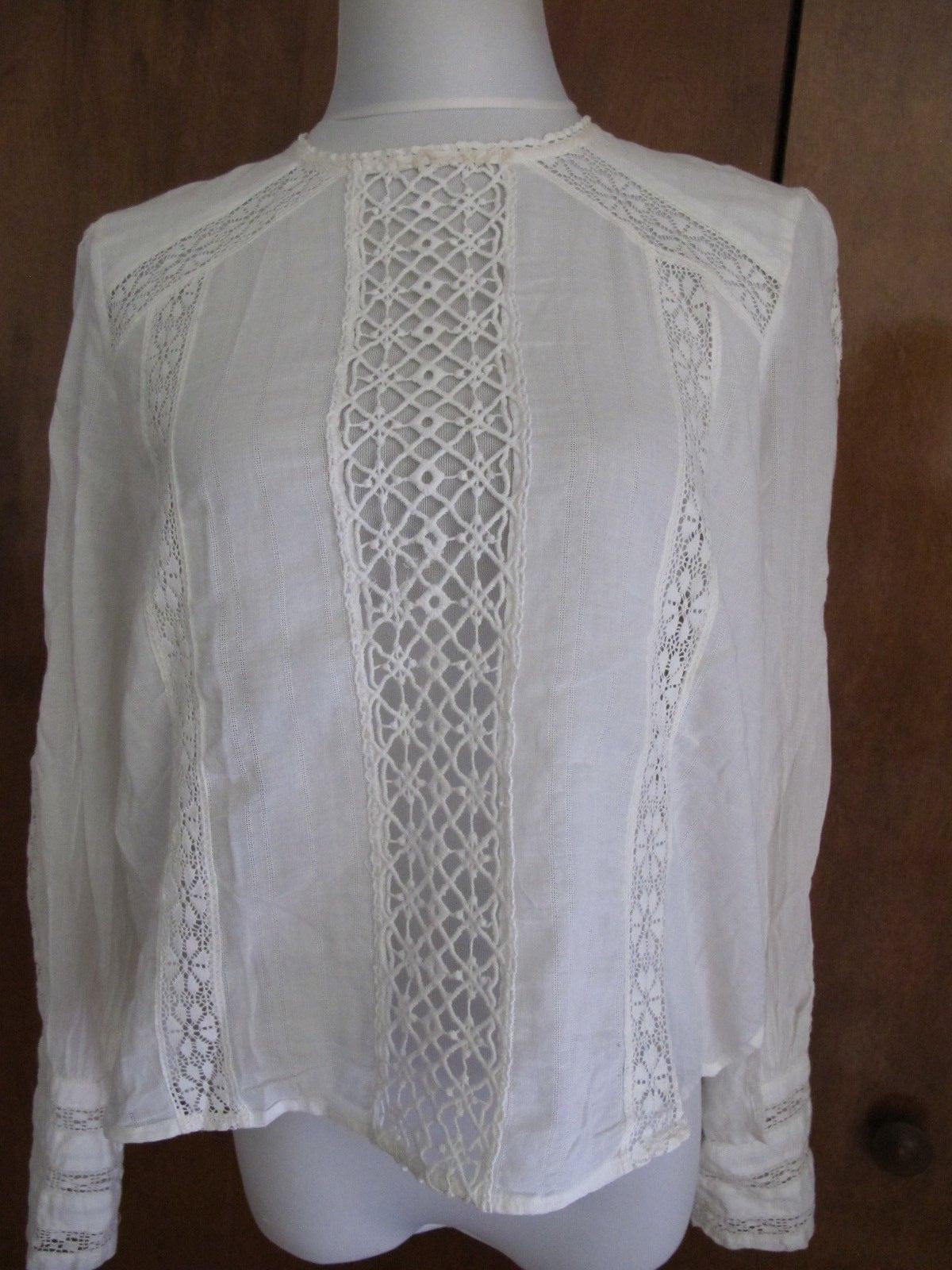 Free People women's ivory cotton crocheted top size Medium 