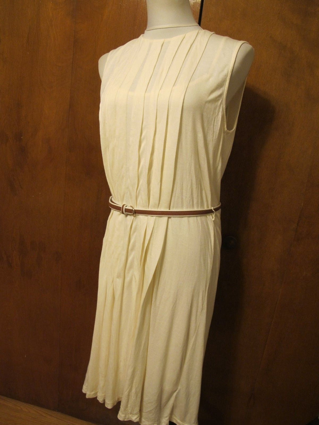 Ralph Lauren women's lined off white pleated dress 