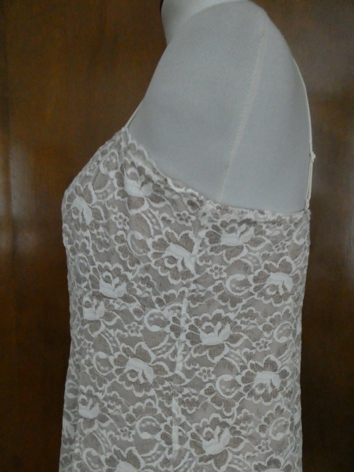 New York & Company Women’s Beige Detailed Tank Top Large