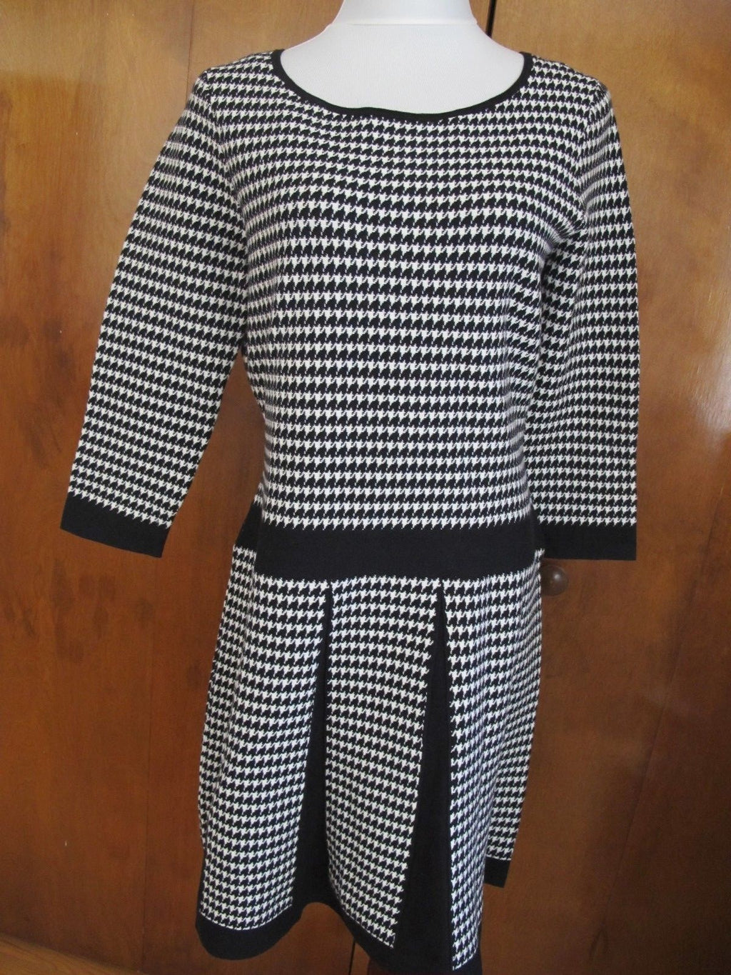 Lauren Ralph Lauren women’s black white fit and flare NWT dress size Large