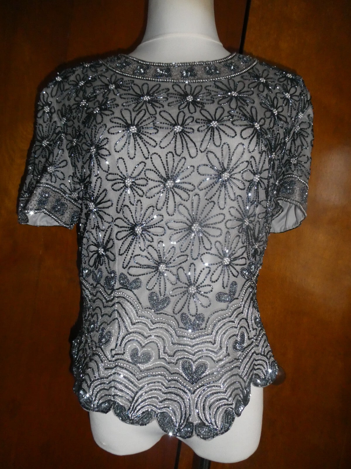 Papell Boutique Women Gray Evening 100% Silk Beaded Party Top Sz XL (fits M/ L)