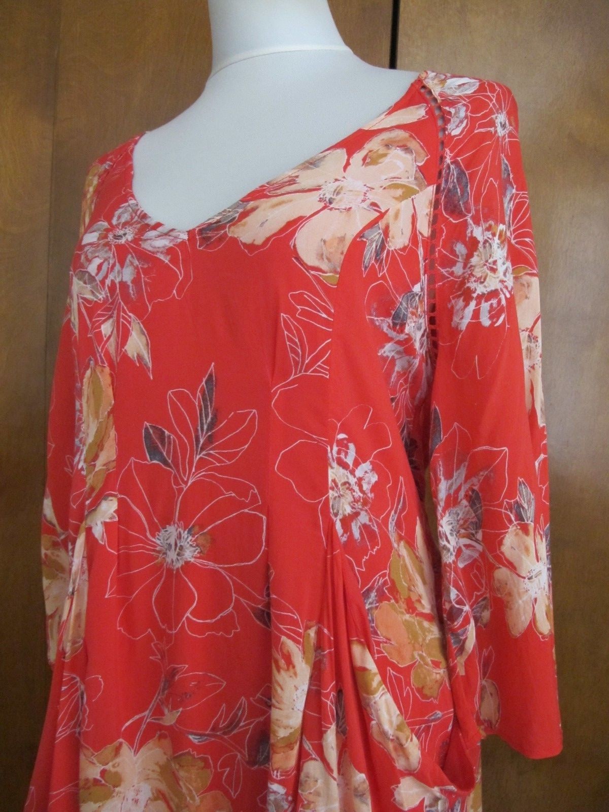 Free People women multi color relaxed fit short lined 3/4 Sleeve rayon dress 10 