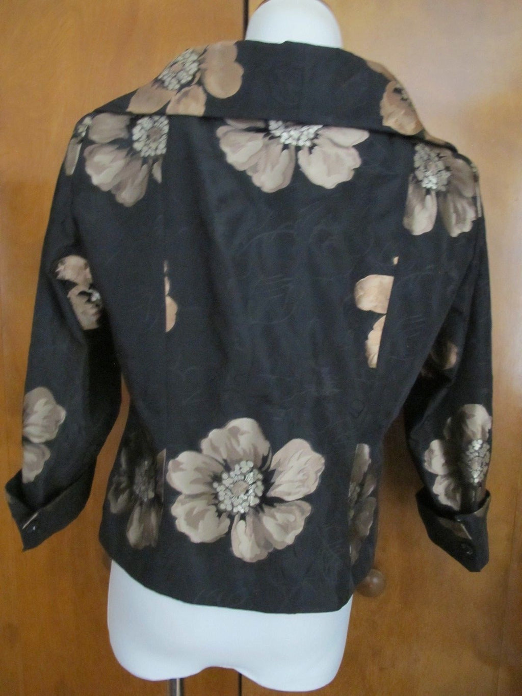 Juliana women’s black 6 button lined evening blazer jacket size 8 pre-owned