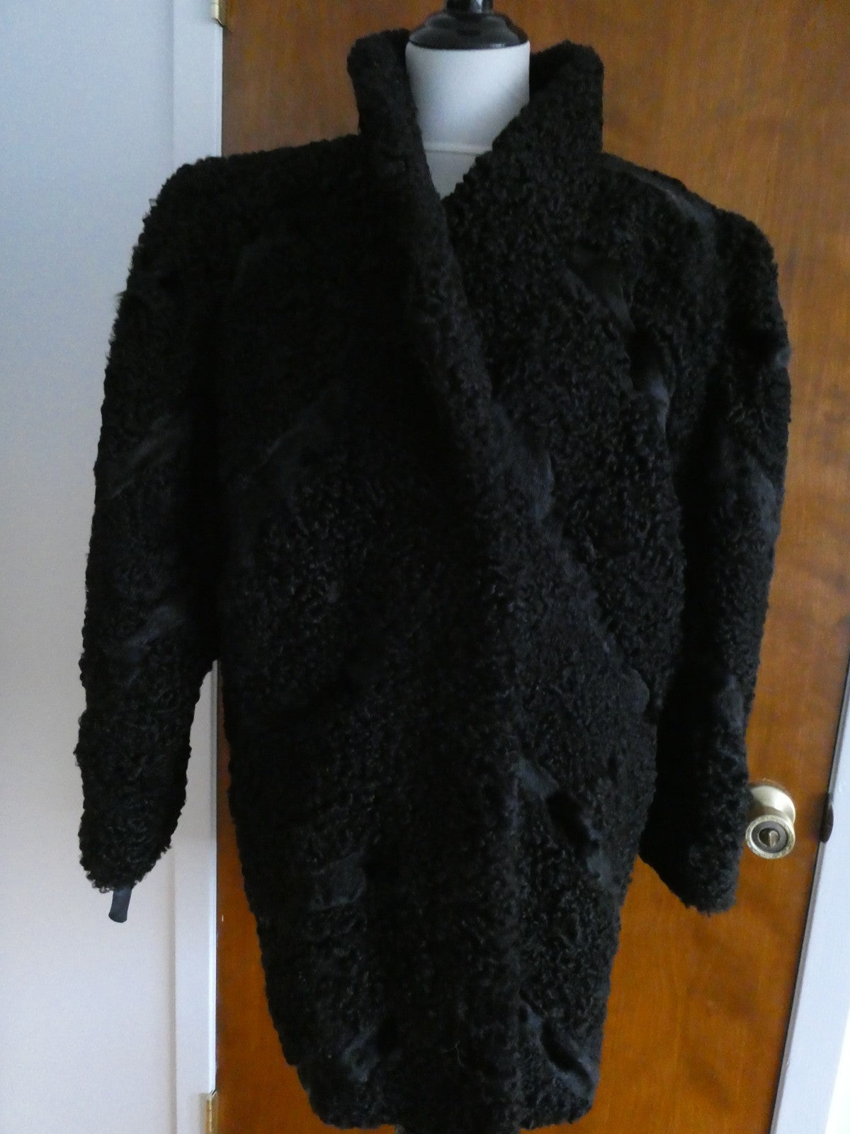 Genuine Fur Karakul Women’s Black Persian Lamb Coat Size Large Made in Moldova