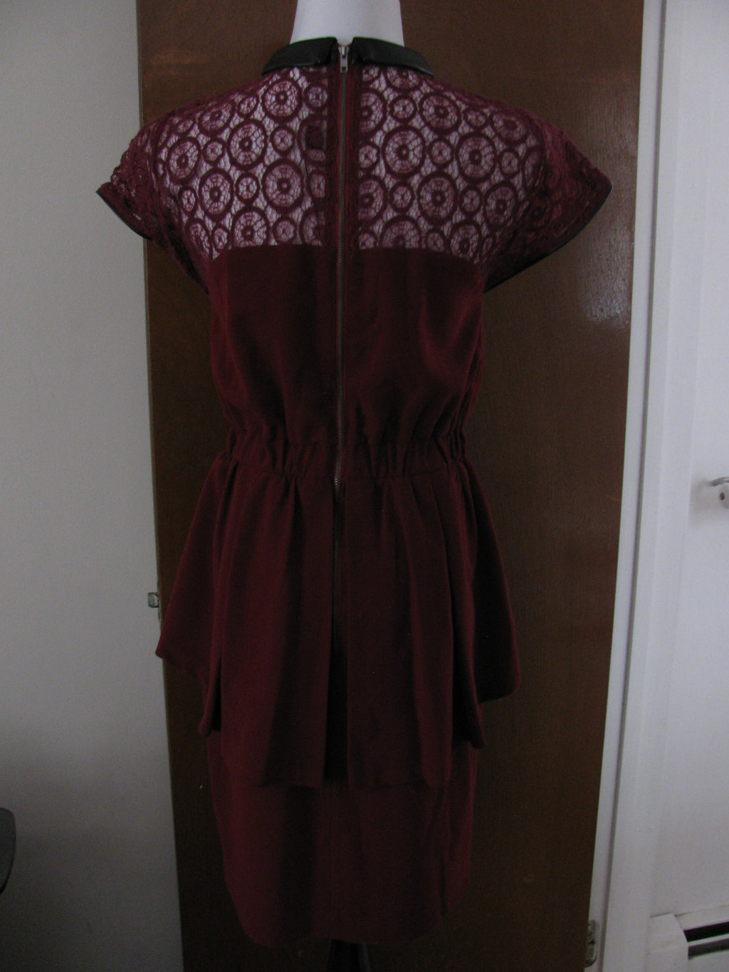 W118 Walter Baker Womens Burgundy Peplum Faux Leather Trim Evening Dress S NWT