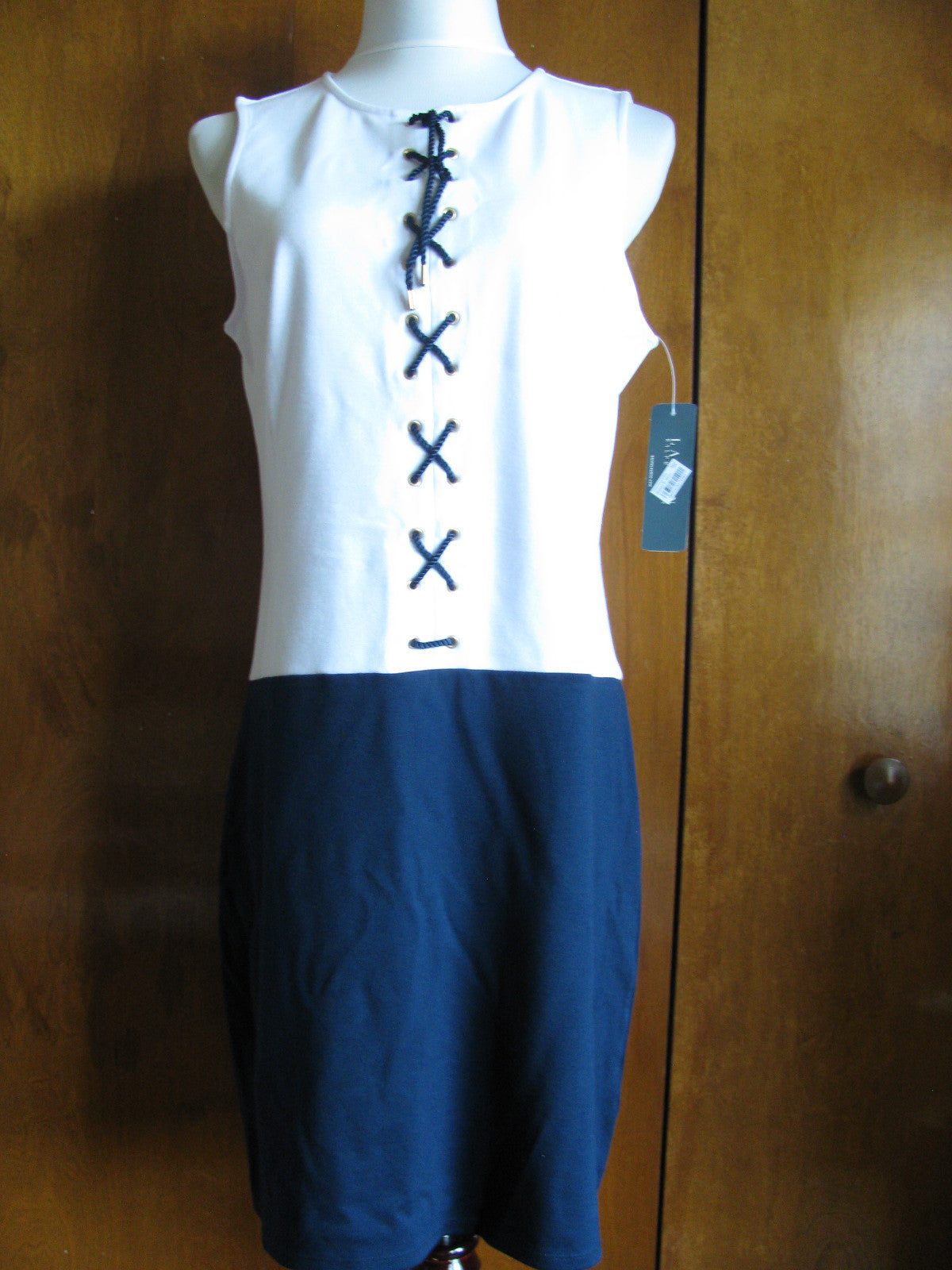 Ralph Lauren Women’s White Navy Stylish Sweater Dress New 
