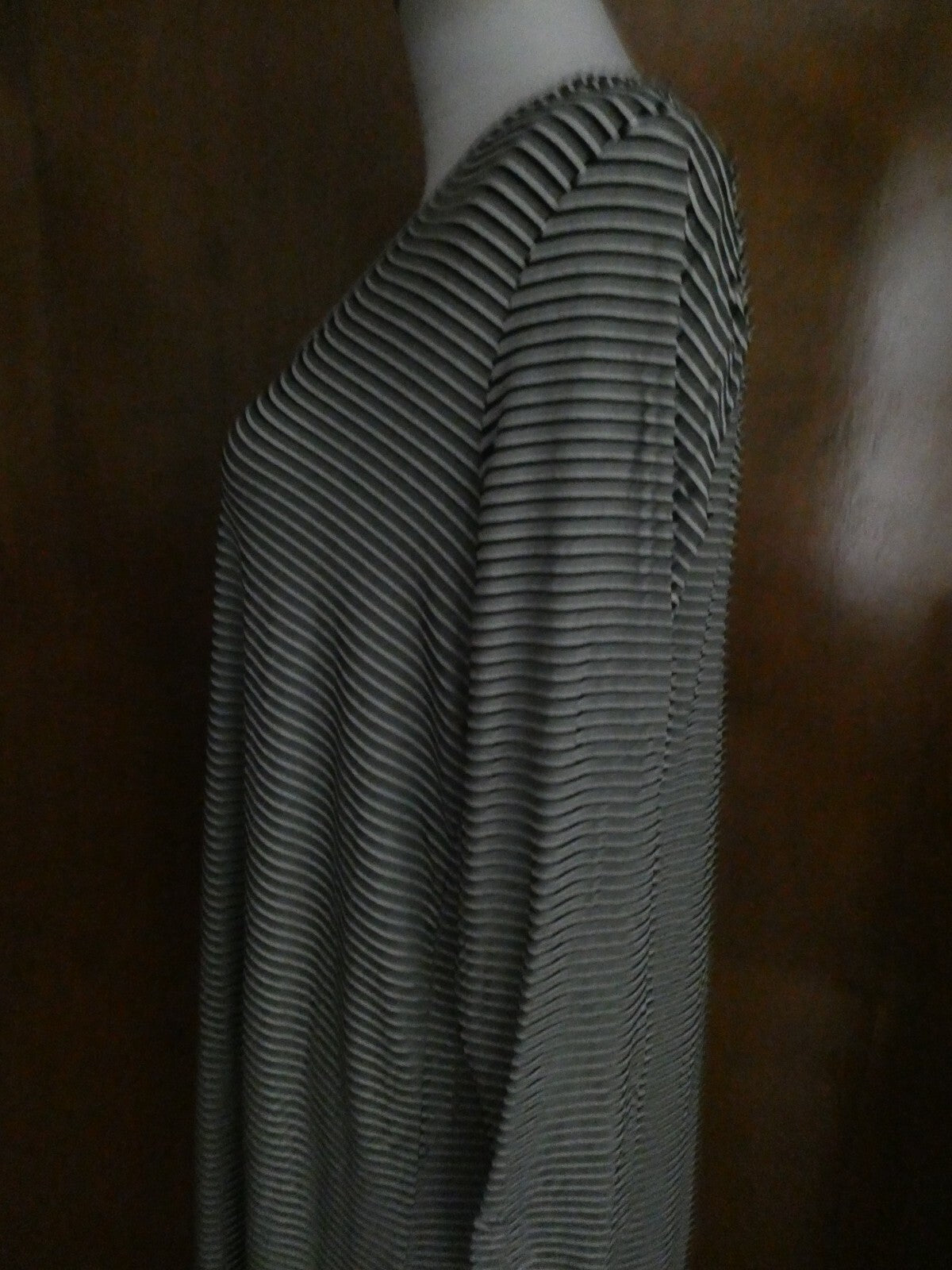Gap Women's Black/White Stripped Rayon A-Line Long Sleeves Dress Large