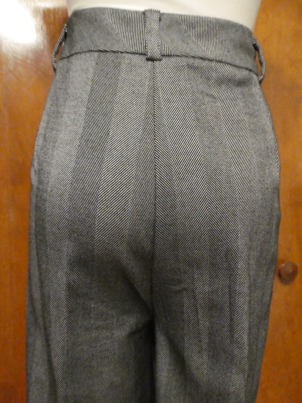 Gloria Vanderbilt The Caroline Women’s Gray Classic Fit Straighter Leg Pants 14