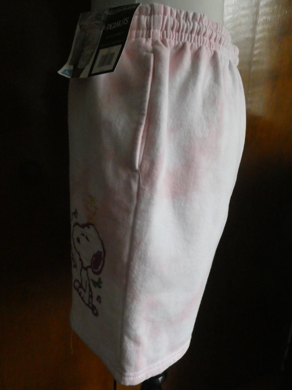 Peanuts Snoopy Tie Dye Shorts Women XL Pink NWT Drawstring Lounge Freeze NY