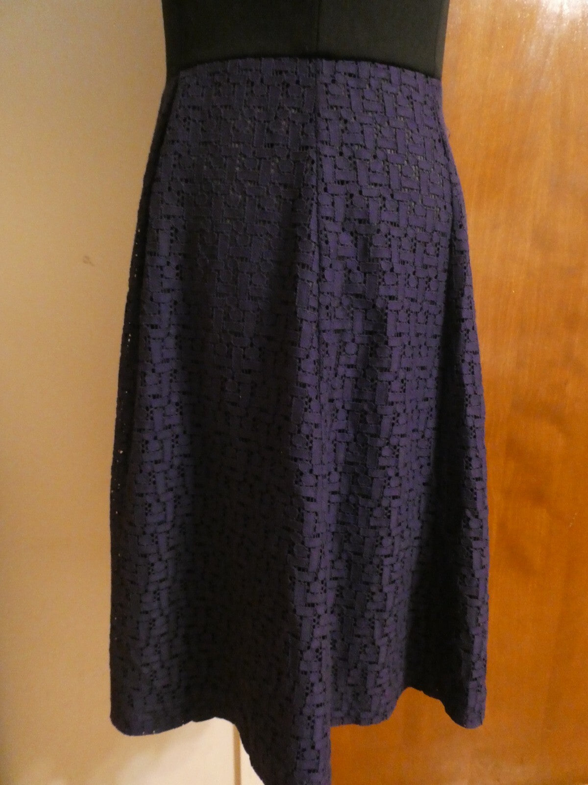 Tahari women's pleated moscow violet dress size 10