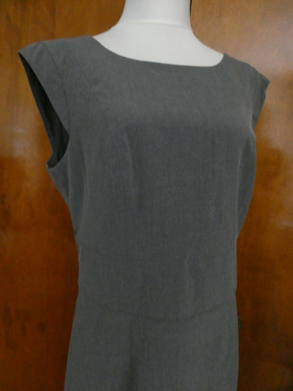 Off 5th Saks Fifth Avenue Women's Black Label Gray Lined Dress 14 (fits 12)
